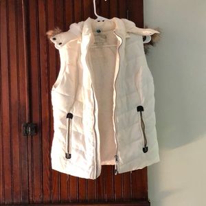 White/cream Puffer Vest